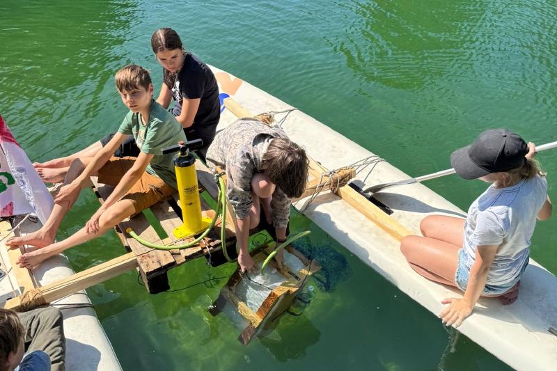 Featured image of post Jungpfadfinder-Lager exBLUEdition – Eichhörnchen auf geheimer Mission